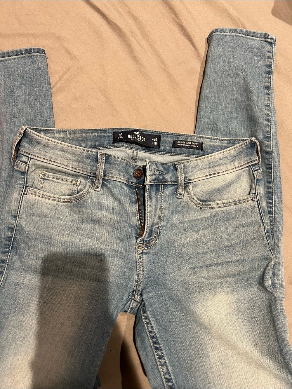 Hollister Women's Light Blue Skinny Jeans - Faded Stretch Denim